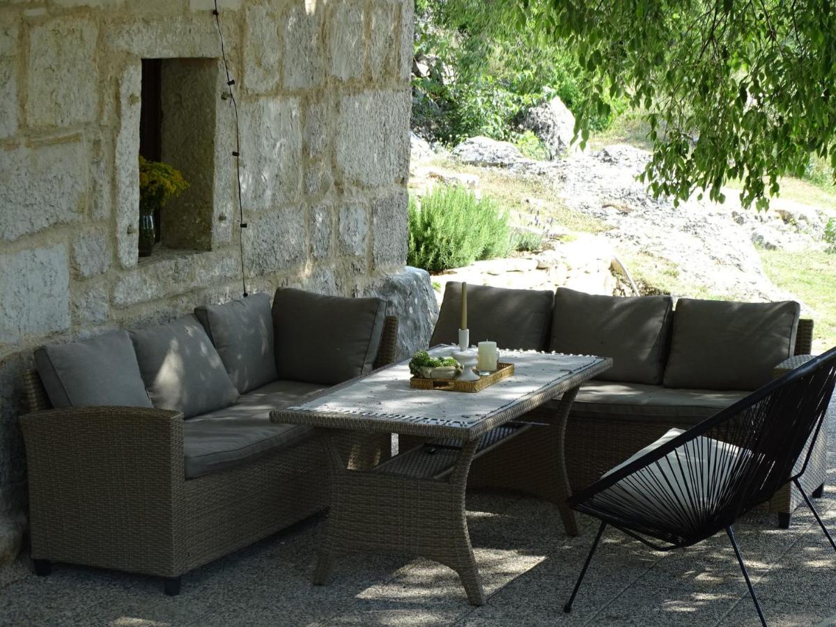 Holiday Home Mimara Korusce Esterno foto